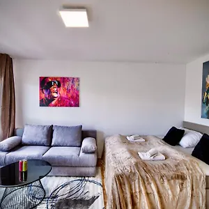 studio-apartment-mit-balkon.vienna-besthotels.com/